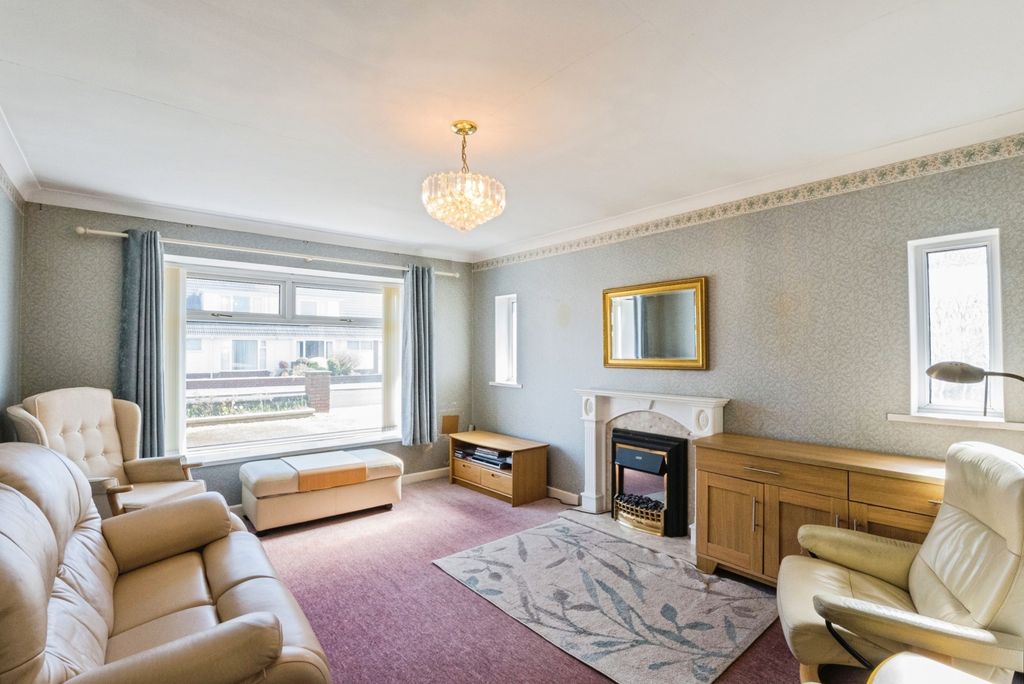 Property photo 2 of 16 Pbox-Img.Jpg