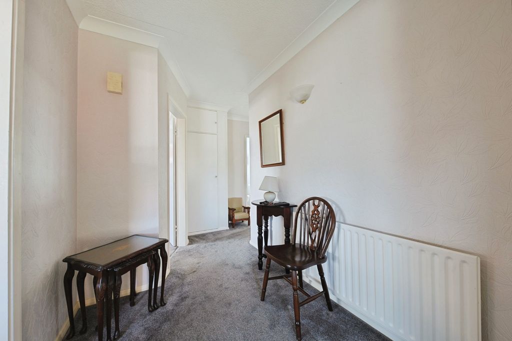 Property photo 2 of 11 4172655