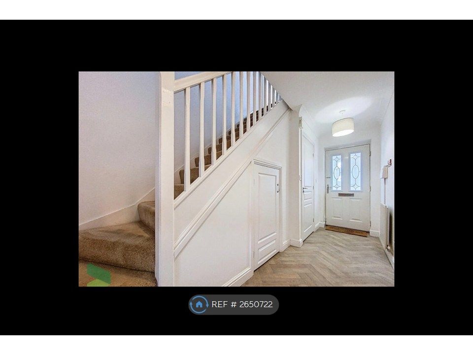 Property photo 2 of 30