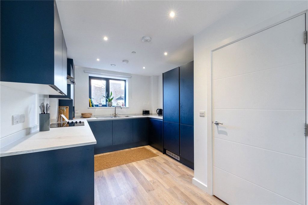 Property photo 3 of 27 Picture No. 20