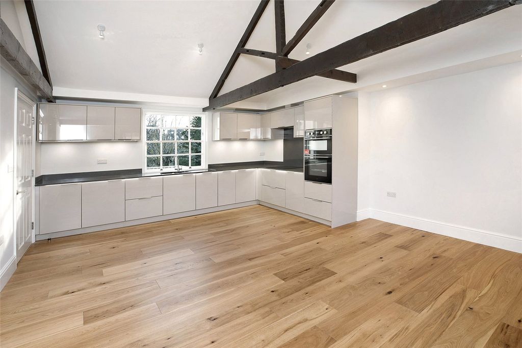 Property photo 2 of 7 Kitchen/Living Space