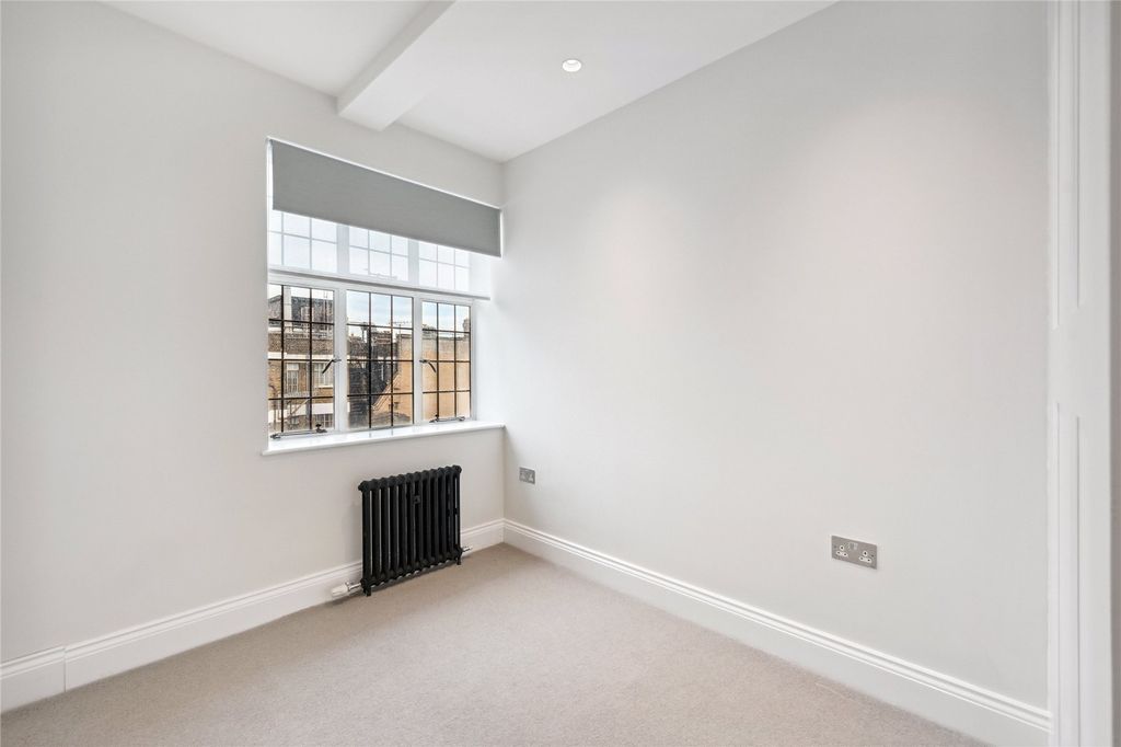 Property photo 3 of 13 Picture No. 08