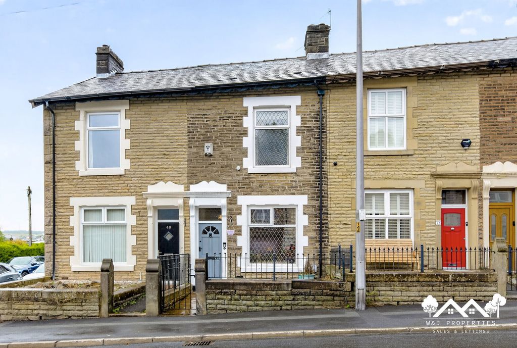 Property photo 1 of 30