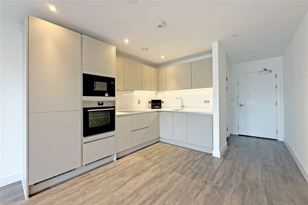 Property photo 2 of 10 Picture No. 21