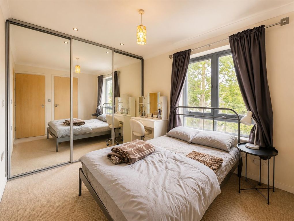 Property photo 1 of 6 1
