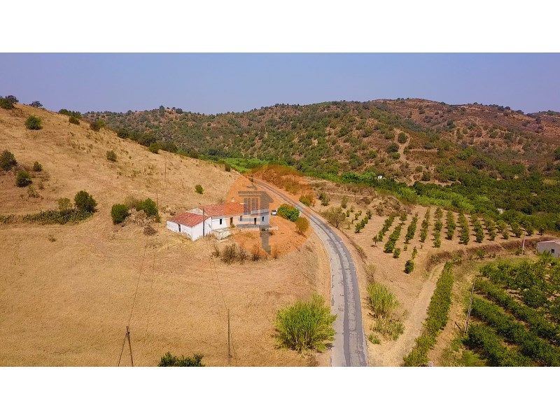 Property photo 1 of 48