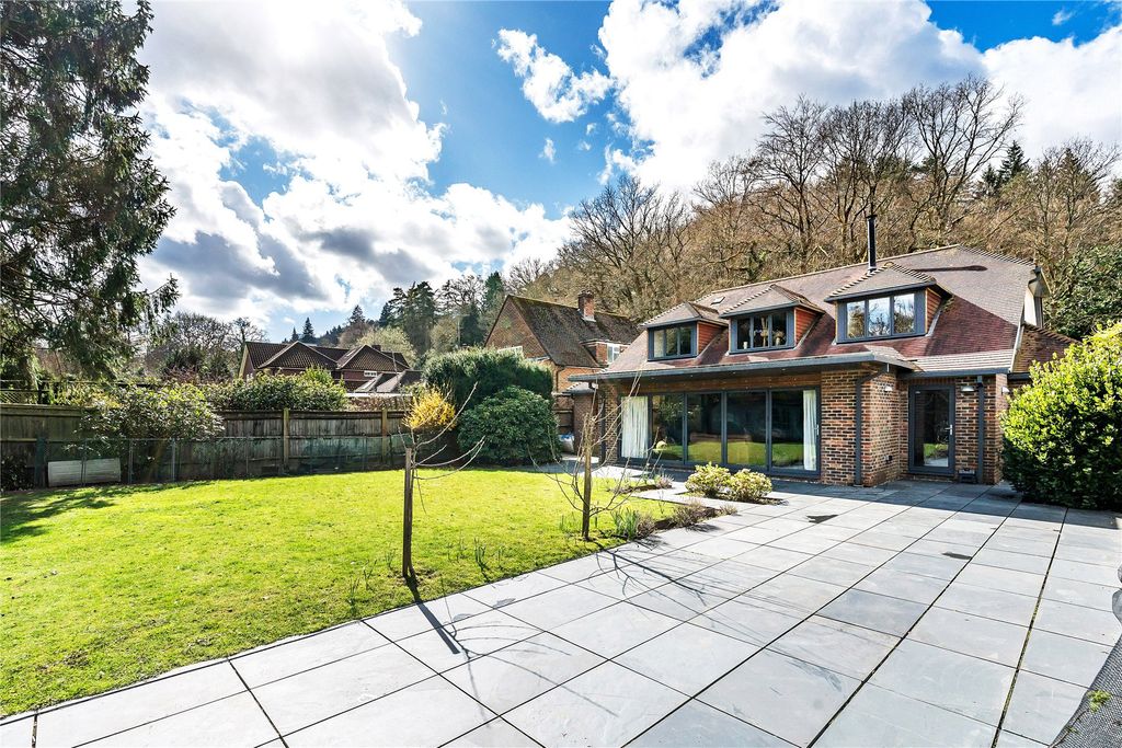 Property photo 2 of 32 Picture No. 46