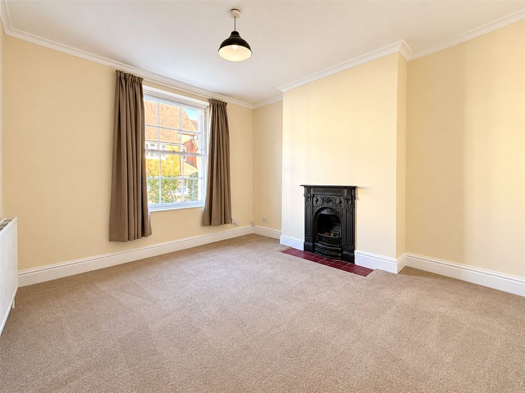 Property photo 2 of 10 Picture No. 28