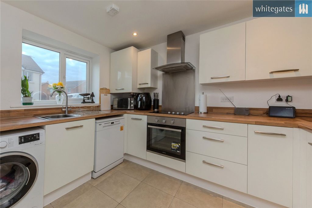 Property photo 3 of 17 Picture No. 01