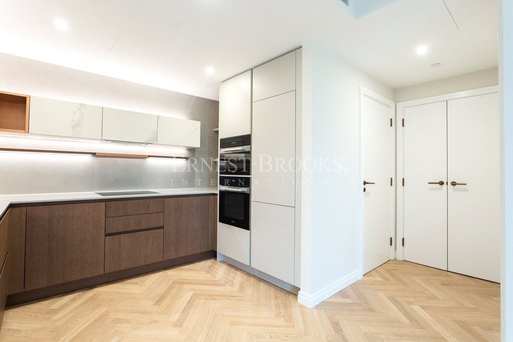 Property photo 3 of 11 Picture No. 06