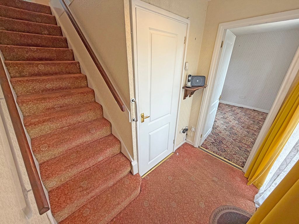 Property photo 3 of 22