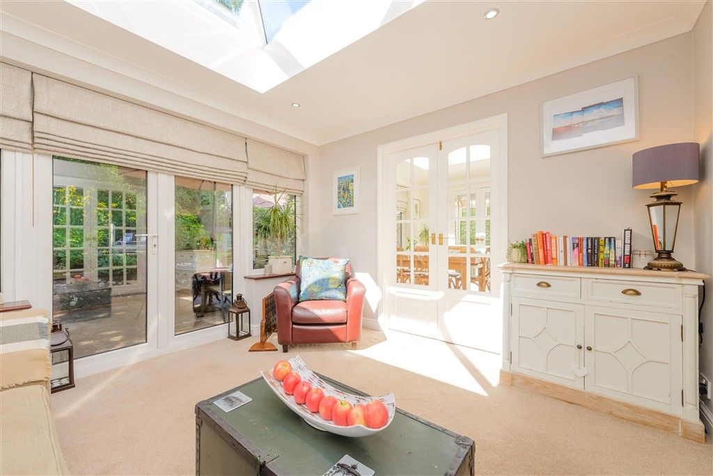 Property photo 3 of 26 Orangery