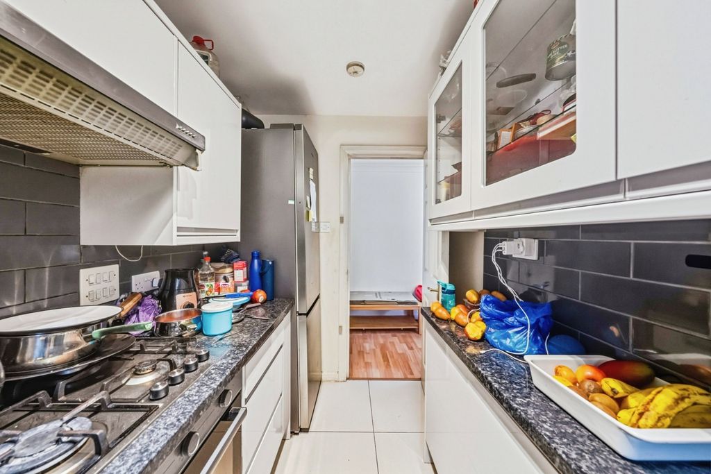 Property photo 2 of 10 Photo