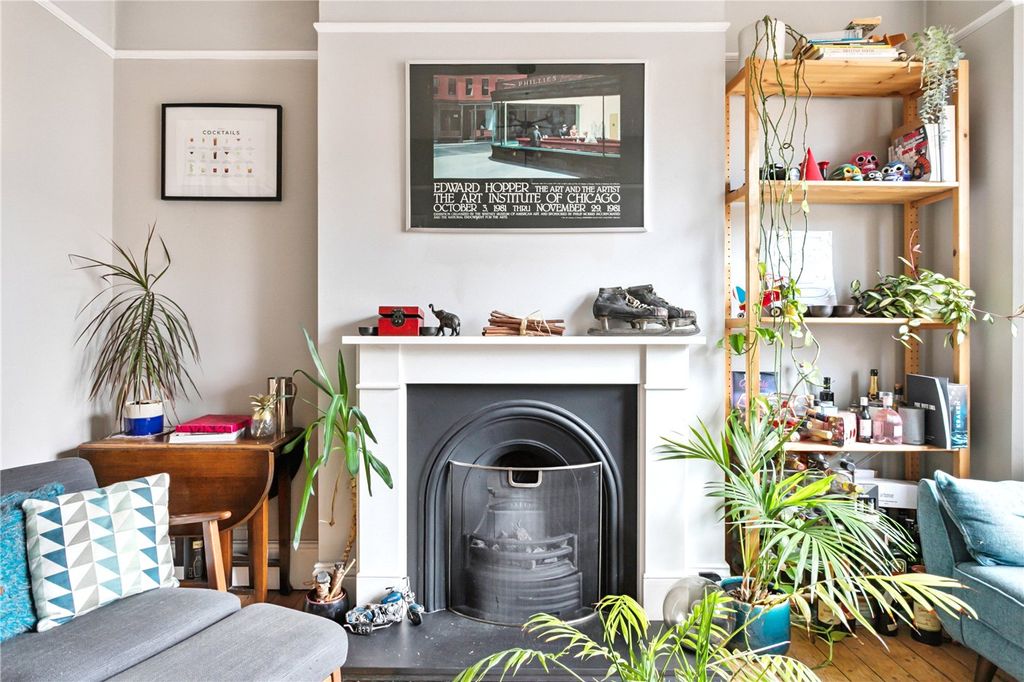 Property photo 2 of 12 Picture No. 04