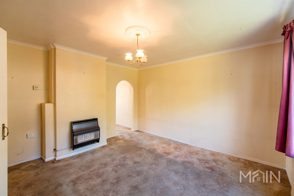 Property photo 3 of 21