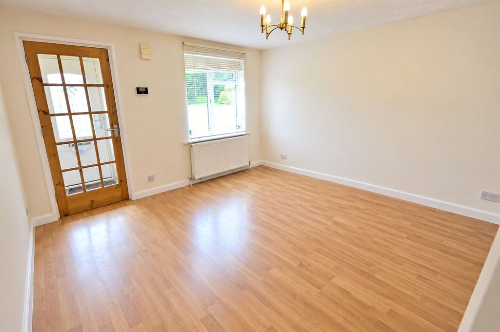 Property photo 2 of 11 Picture No. 34