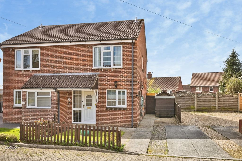 Property photo 1 of 13