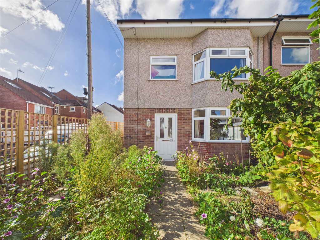 Property photo 1 of 21 Picture No. 23