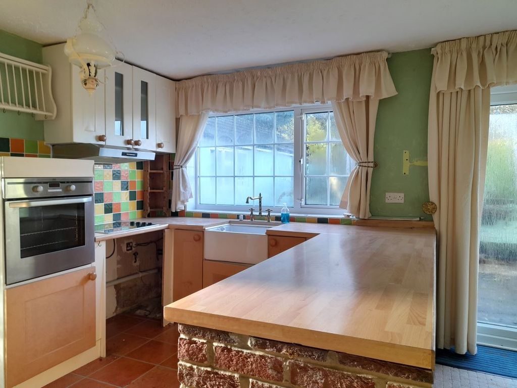 Property photo 3 of 20