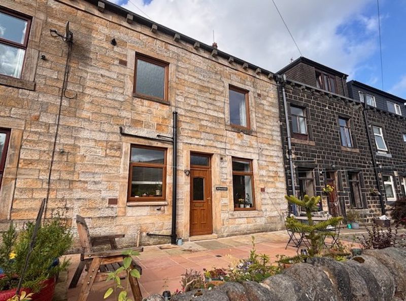 Property photo 1 of 16 External
