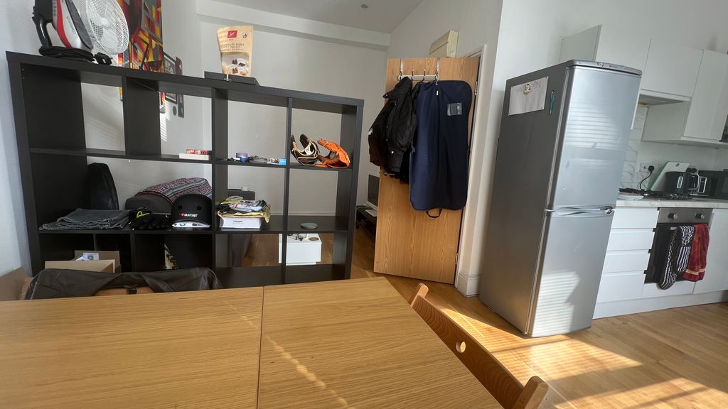 Property photo 3 of 14