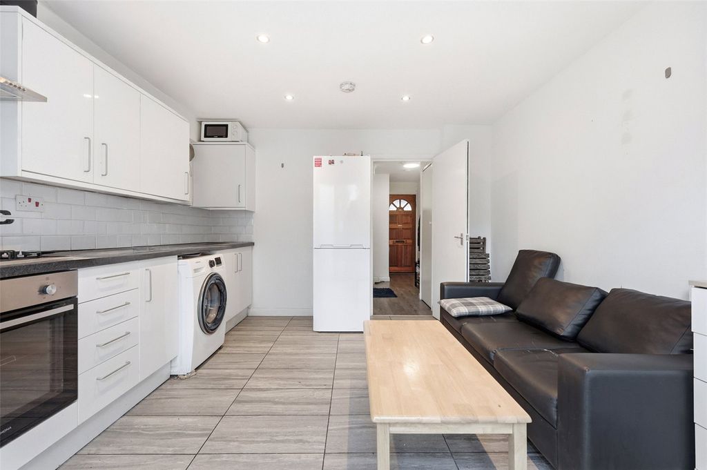 Property photo 3 of 14 Picture No. 04