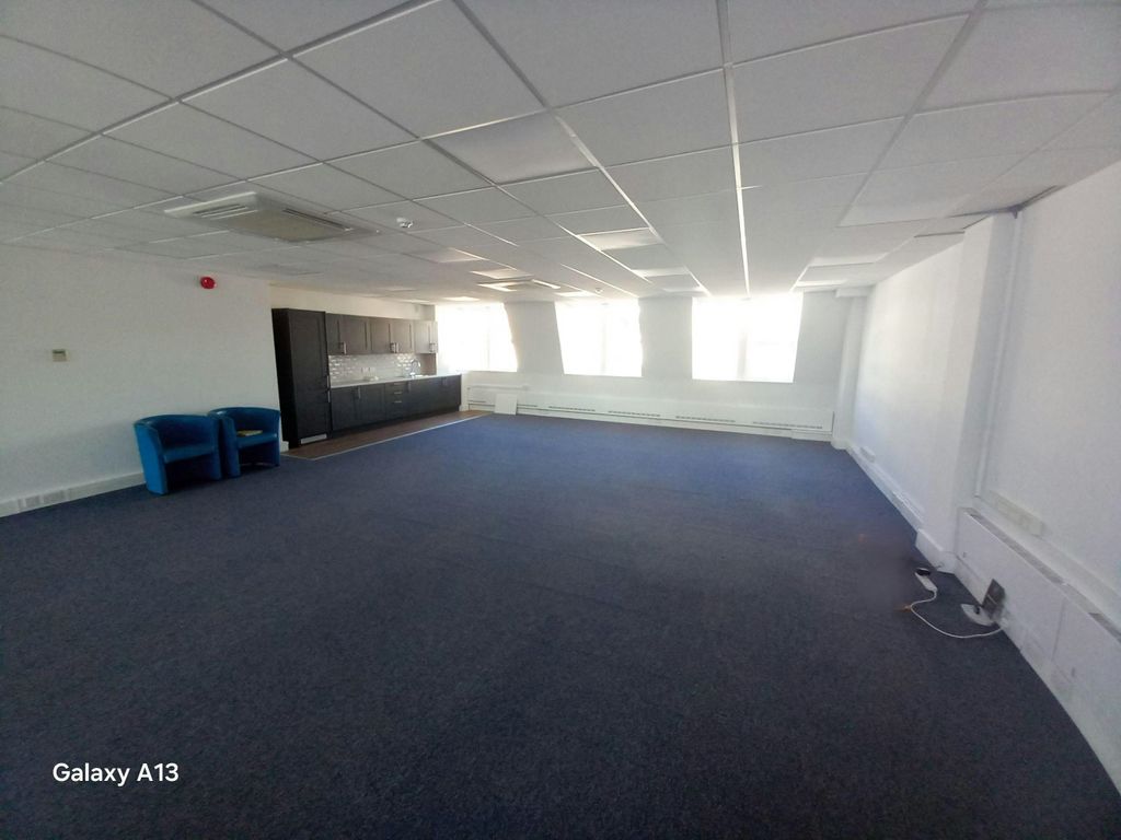Property photo 2 of 9 Internal Without Cones.Jpg