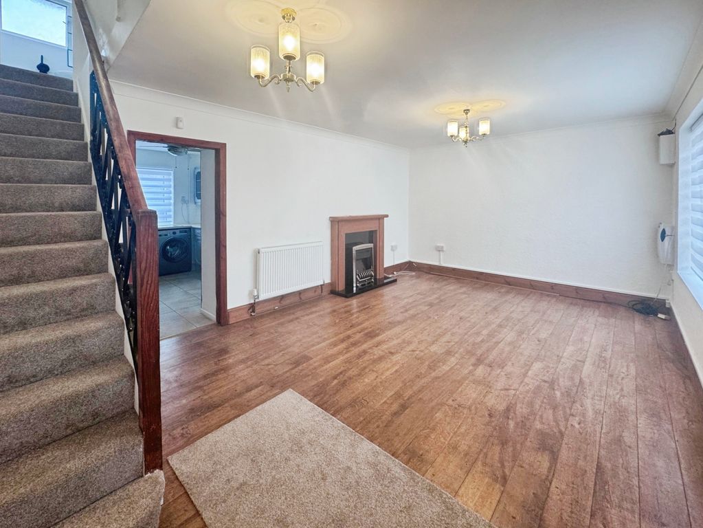 Property photo 3 of 14 Gallery