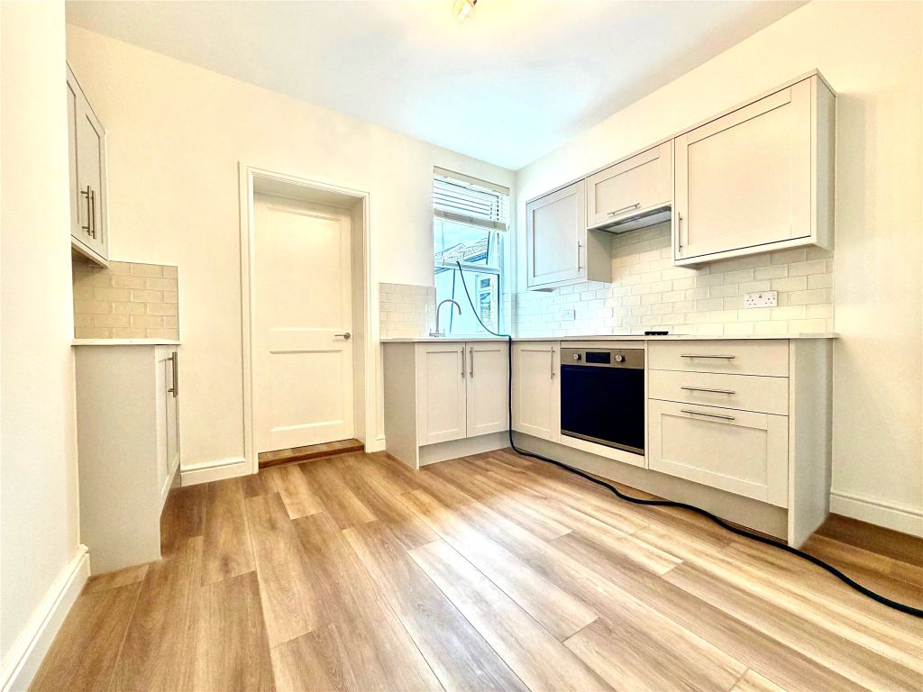 Property photo 2 of 8 Picture No. 08