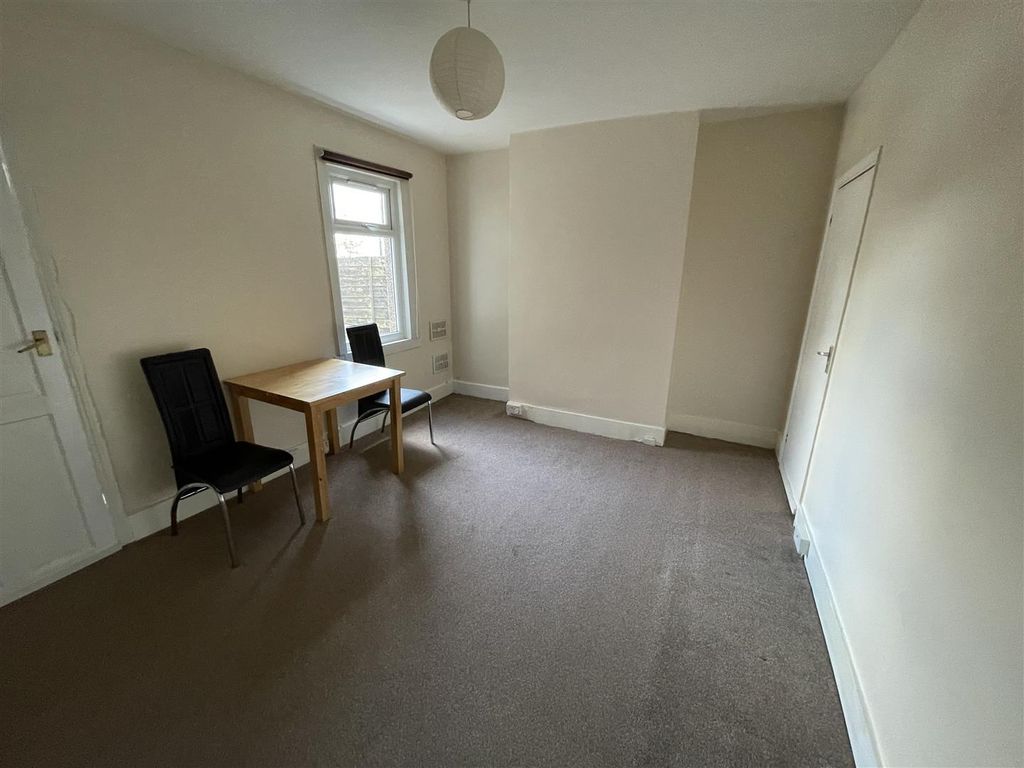 Property photo 2 of 16 Img_1458.Jpg