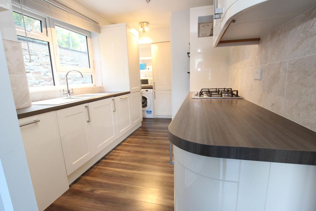 Property photo 2 of 15 Kitchen