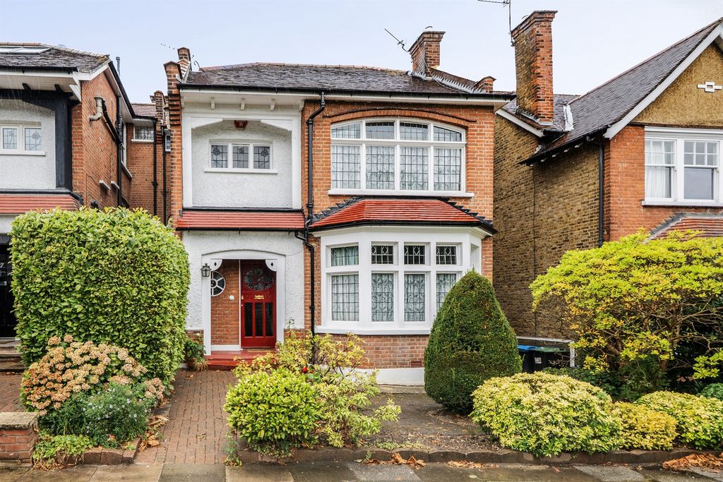 Property photo 1 of 22