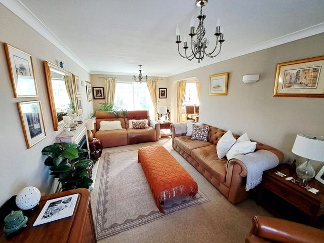 Property photo 3 of 21