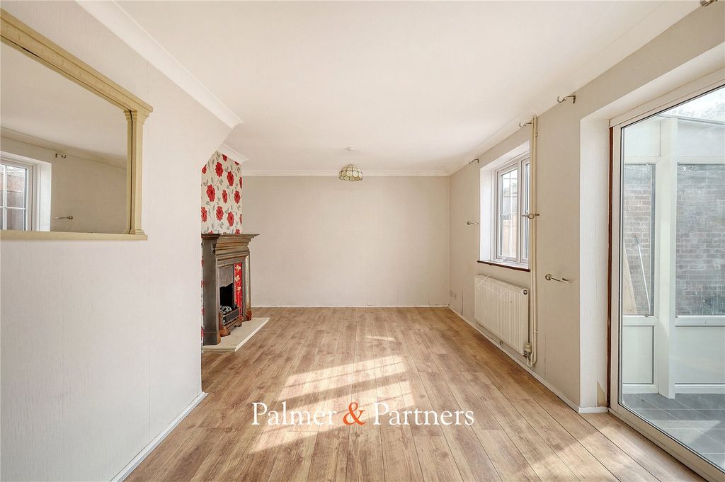 Property photo 2 of 19 Picture No. 05
