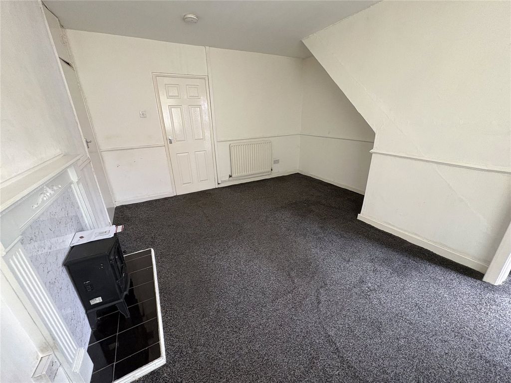 Property photo 2 of 9 Picture No. 08