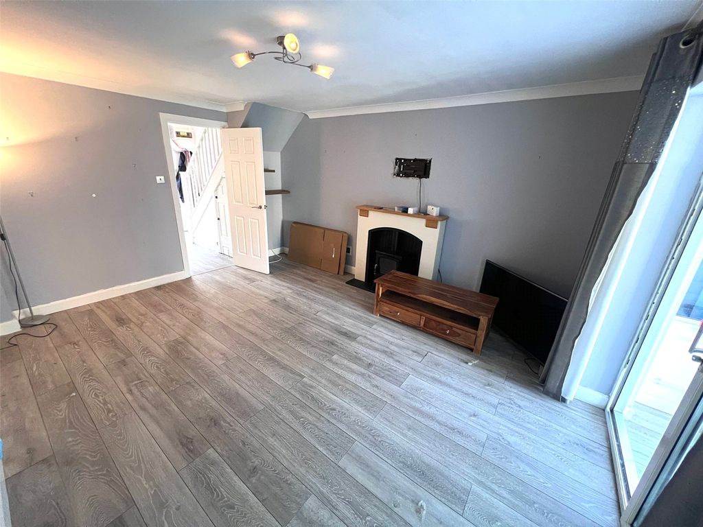 Property photo 2 of 13 Picture No. 29