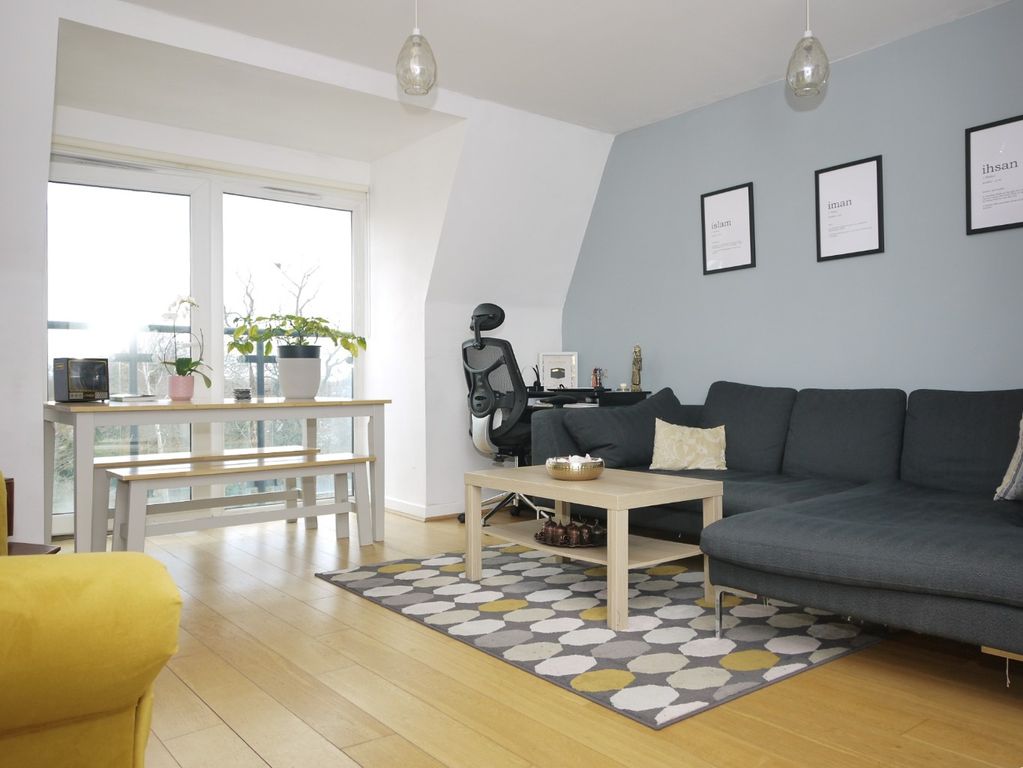 Property photo 3 of 9 3696456