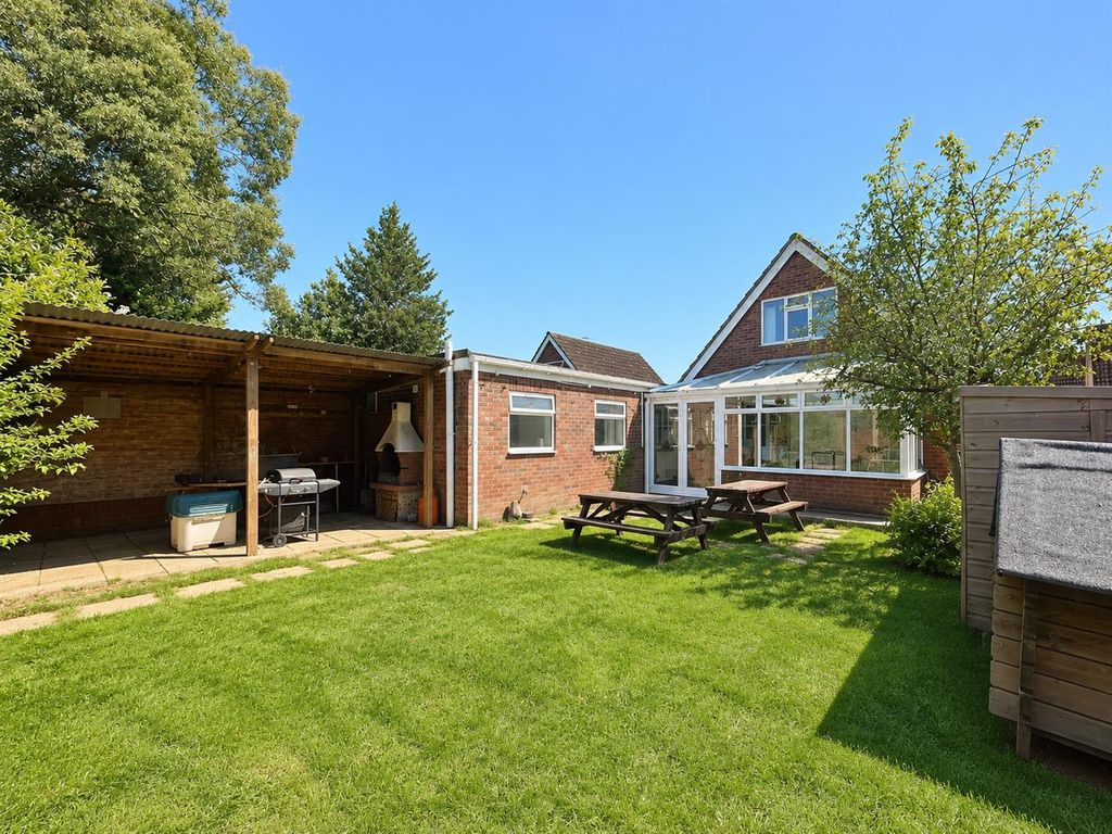 Property photo 2 of 14