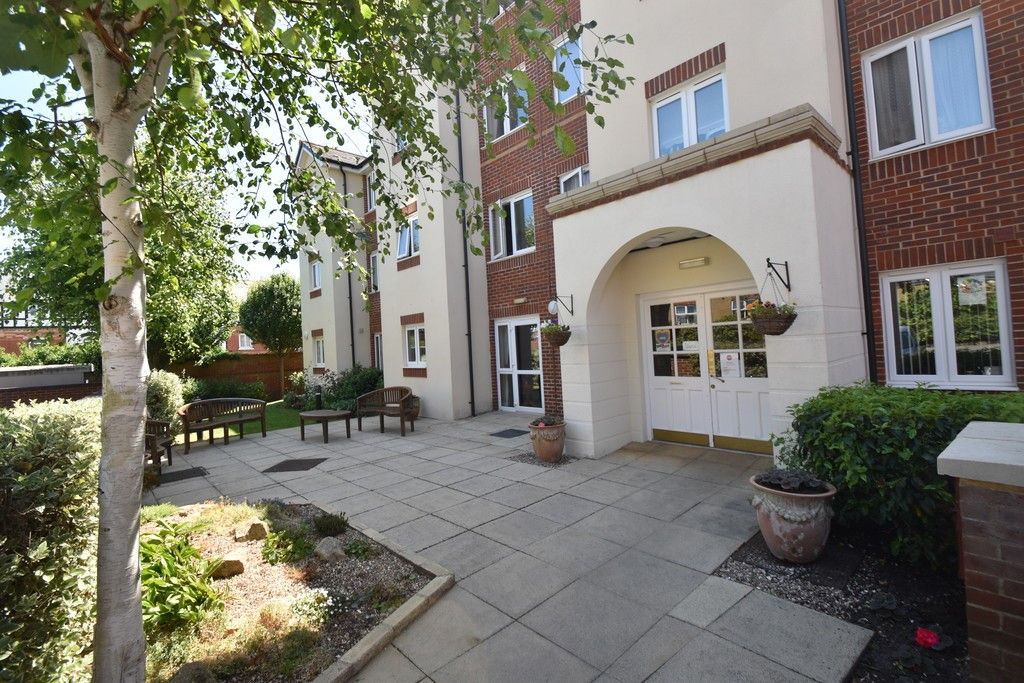 Property photo 1 of 11