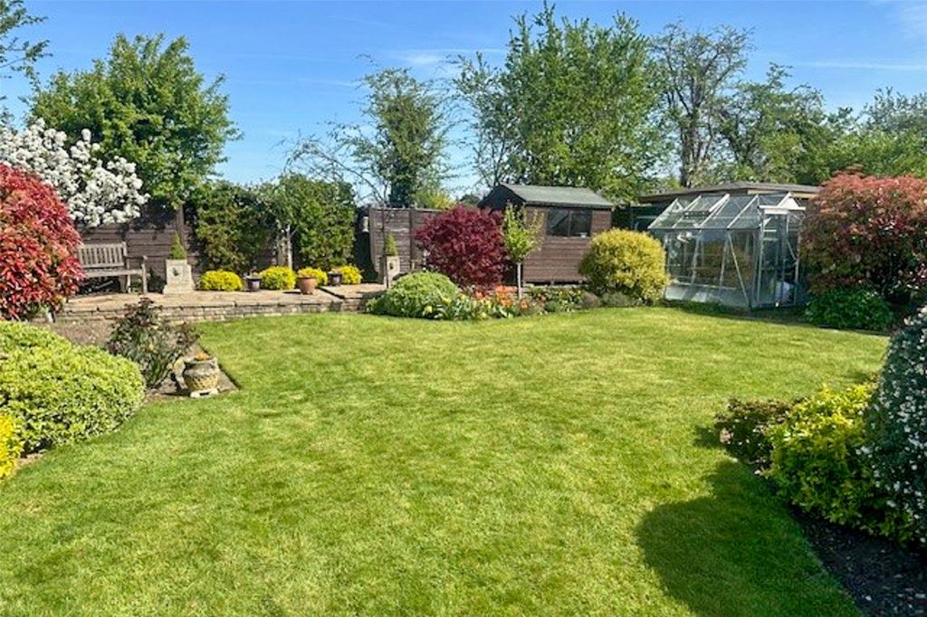 Property photo 2 of 32 Picture No. 32