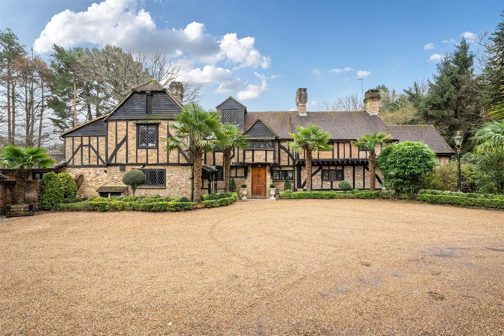 Property photo 1 of 38 Front