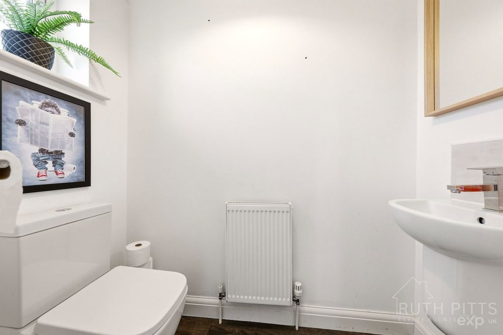 Property photo 3 of 29