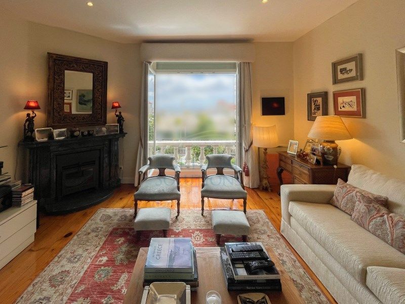Property photo 1 of 43