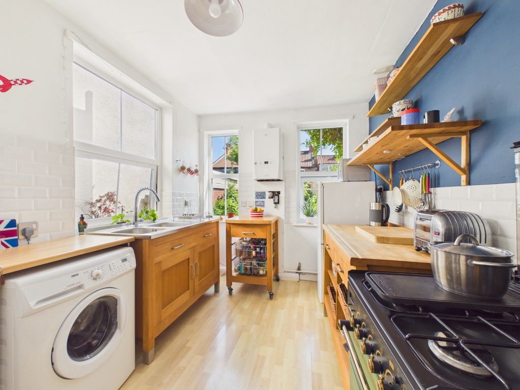Property photo 3 of 14 5014177