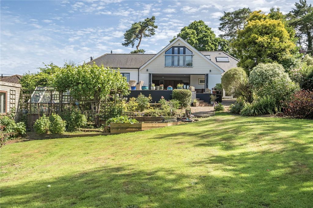 Property photo 1 of 15 Picture No. 01