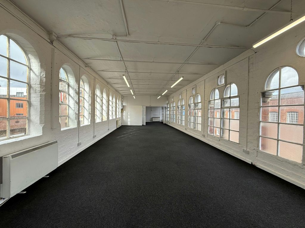 Property photo 3 of 18 Photo 4.Jpg