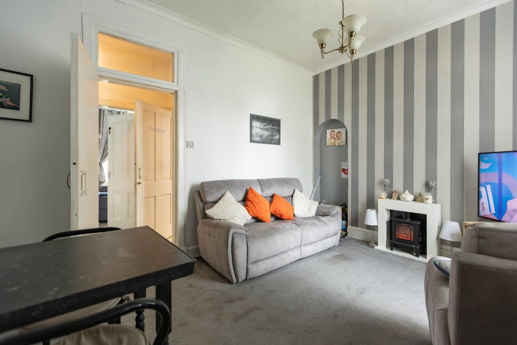 Additional image 4 of 2 bed flat for saleBonnyton Road, Kilmarnock KA1