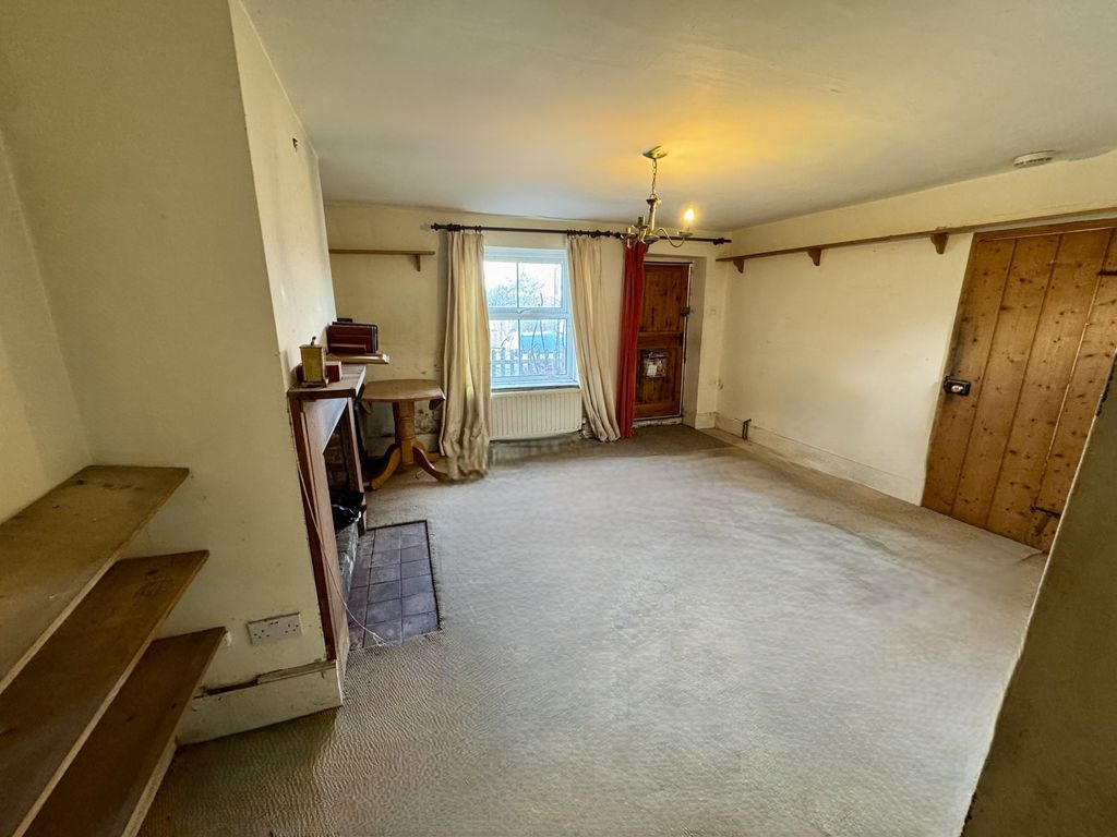 Property photo 3 of 15 Image-20251117-104517-40Ca932F