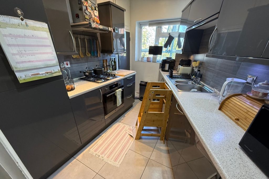 Property photo 3 of 10 Img_2286