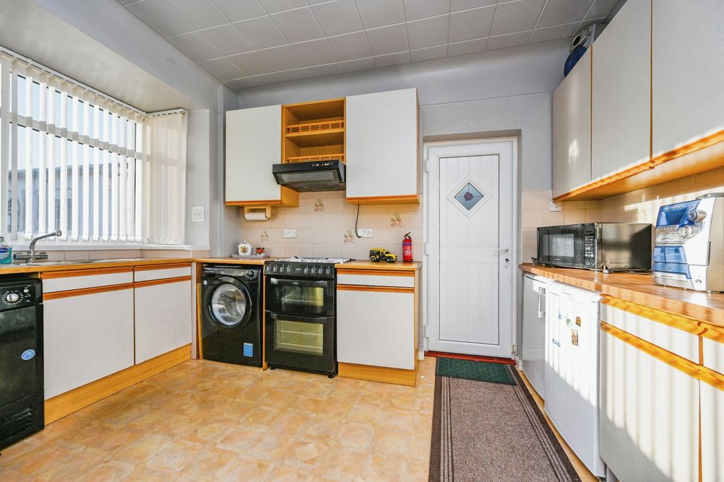 Property photo 3 of 14 Photography